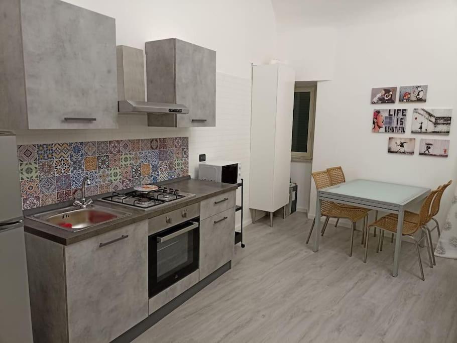 Mores'House نابولي المظهر الخارجي الصورة